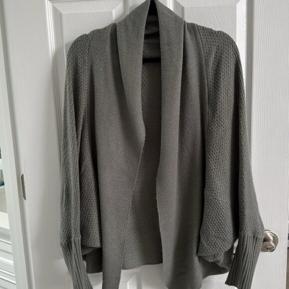 ❤️ VICI - Wishlist Gray Open Front Knit Cardigan - Picture 1 of 5